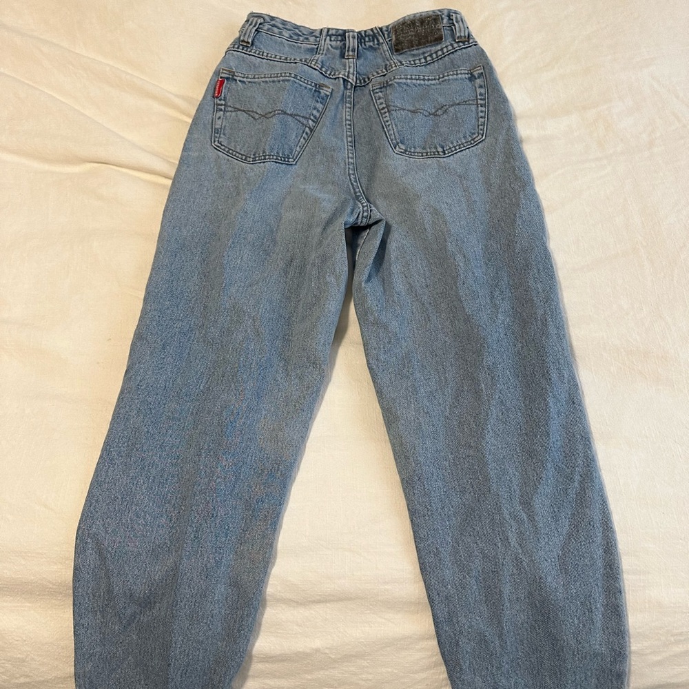 Women’s mom jeans